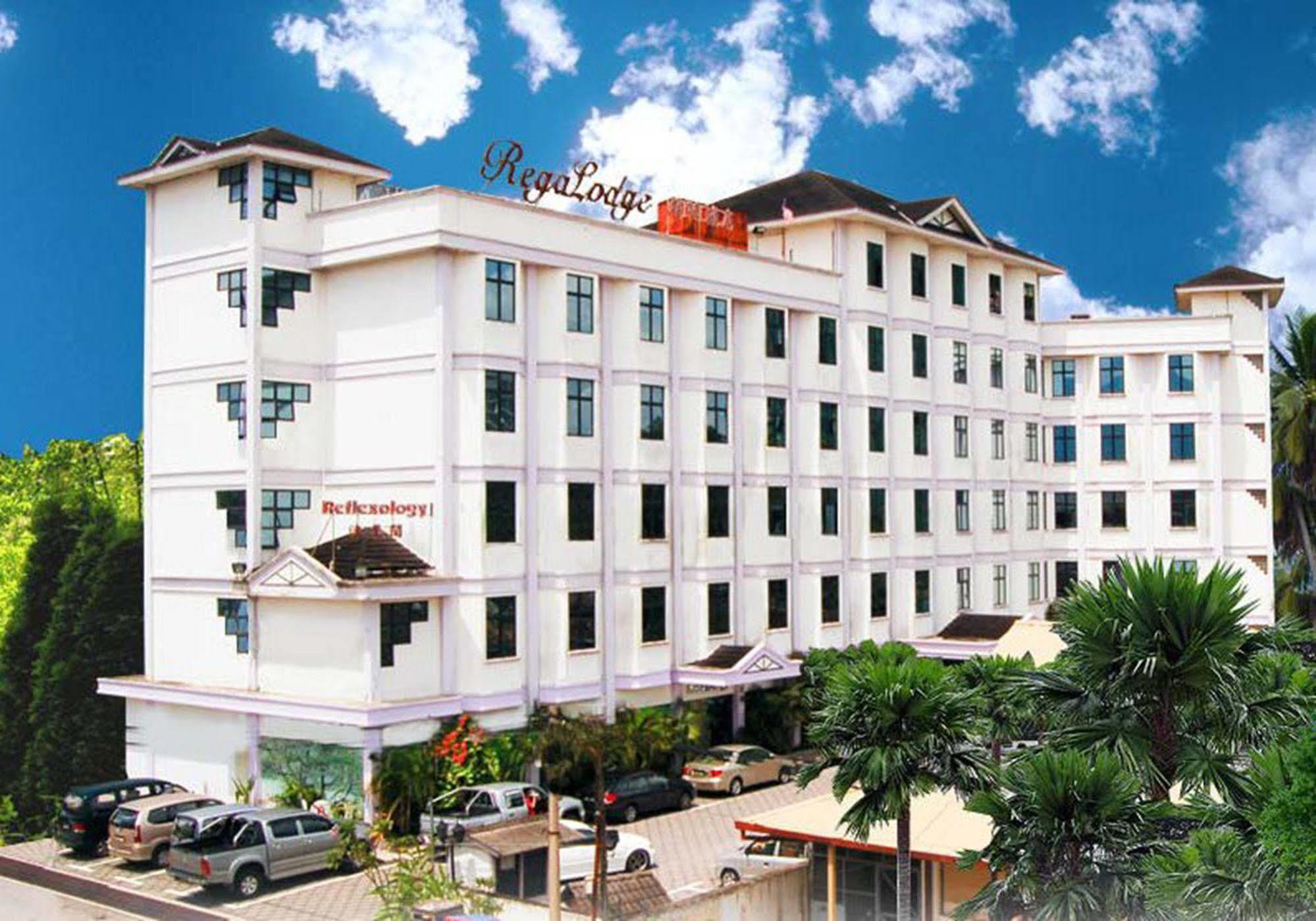 Regaalojamiento Hotel Ipoh Exterior foto